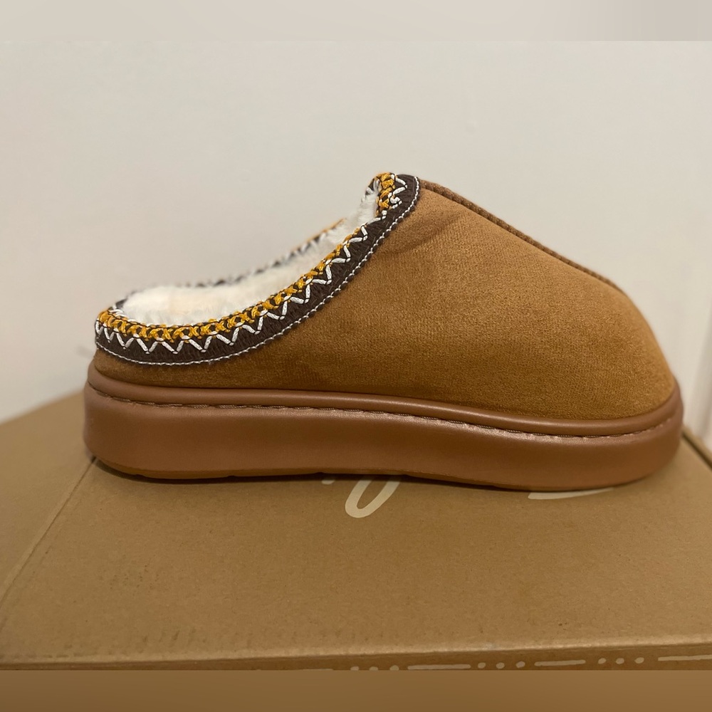 🆕🌟New Casual Flannel Slippers for Women and Men